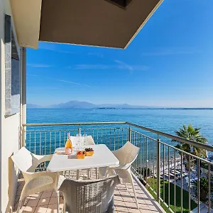 2* מלון דירות Residenza Miralago By Wonderful Italy